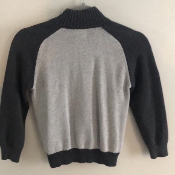 Oshkosh B'gosh Boys Sz 6 Zip Sweater - Picture 4 of 6